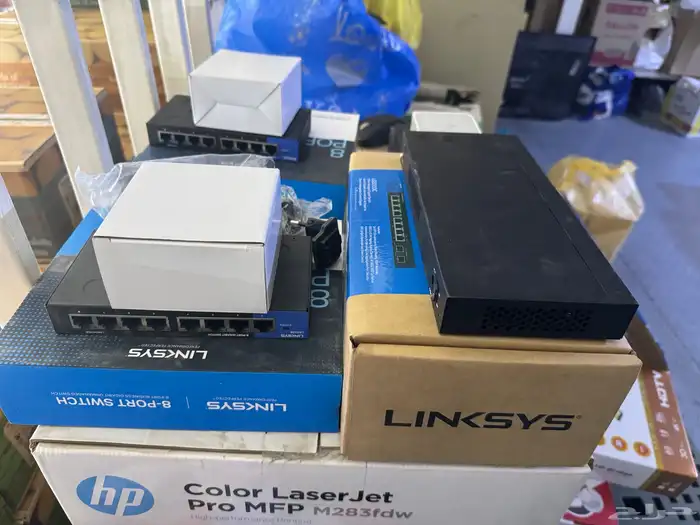 سويتش switch لنيكسيس linksys الاحساء 1