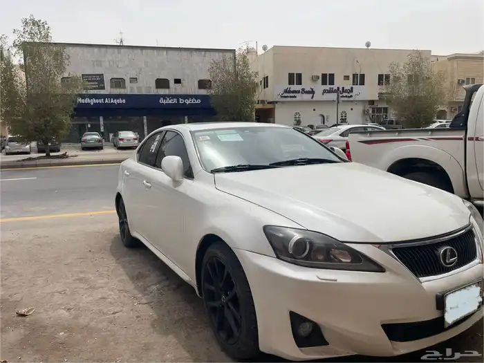 لكزس IS300 ارنوب 2013 7