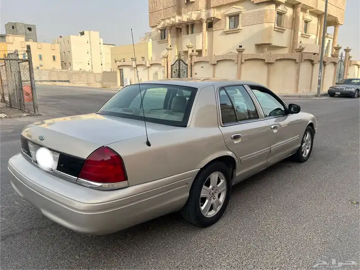 فورد فكتوريا 2005 مفحوص ومجدد الأحساء 4