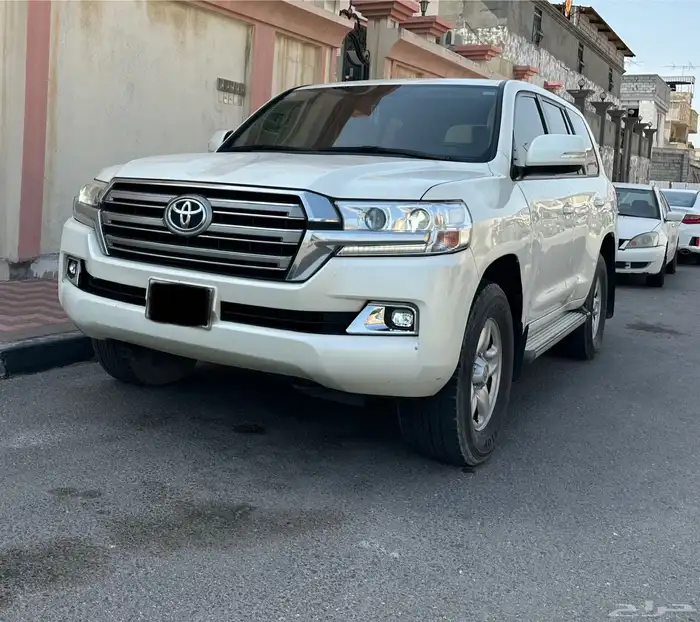 لاندكروزر 2021 GXR1 6V سعودي مالك اول 0