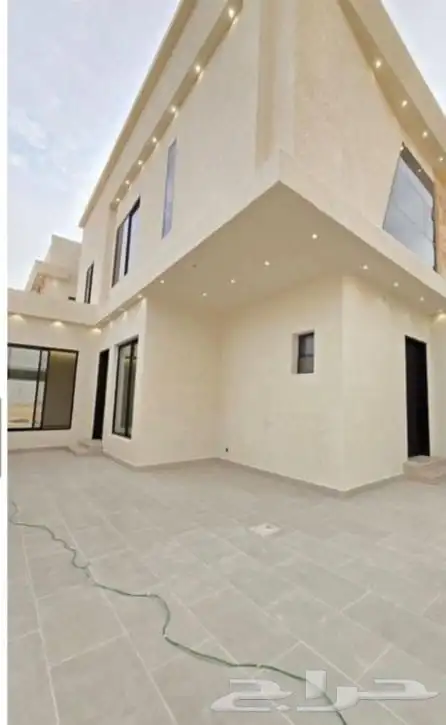 دبلكس بتصميم مودرن في حي ديراب مساحه 300 م 1