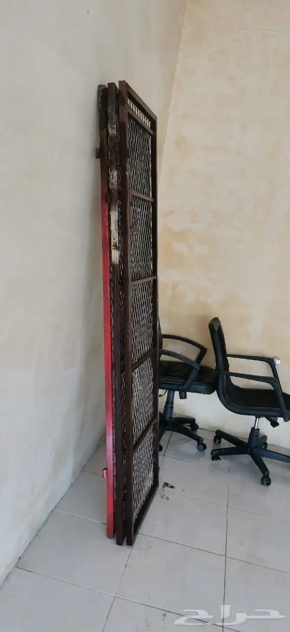 معدات ورش ومفكات مختلفه ( ورشه ) 17
