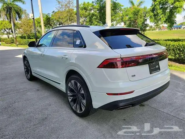 اودي Q8 55 Premium 2025 4