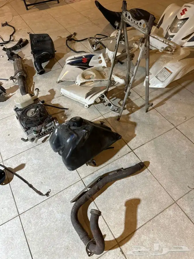 قطع دباب زد 400 7