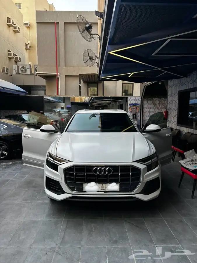 audi Q8 2022 وارد سماكو على ضمان 6