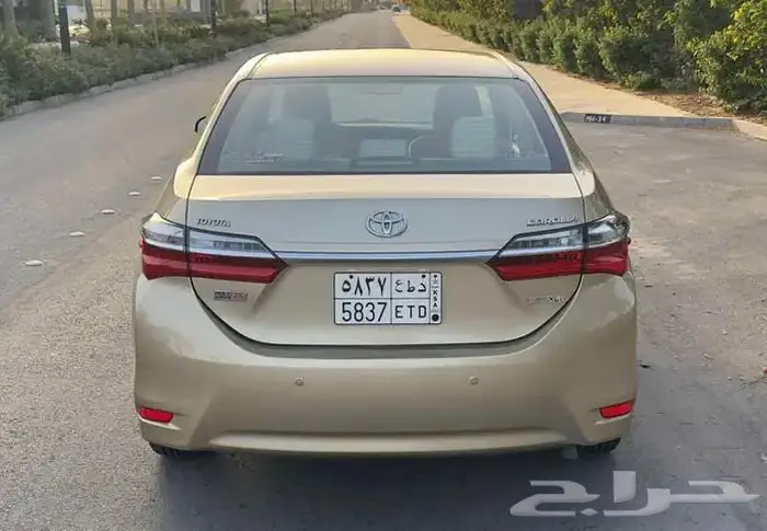 كورولا 2019 سعوديXLI بدي وكاله 1.6ممشي قليل 33 ألف kmمخزنه 10