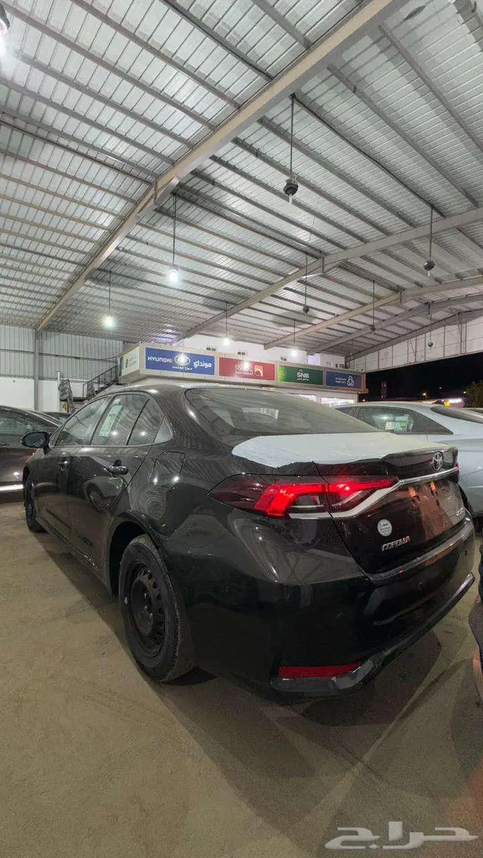 تويوتا كورولا ستاندر مكينه 2.0 سي سي 2025 4