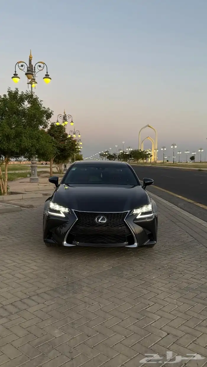 للبيع لكزس Gs 350 F sport 2018 فل كامل 5