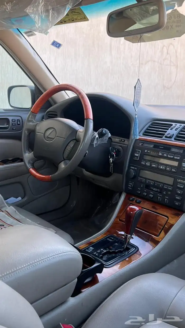 لكزس 2000 ال اس 10