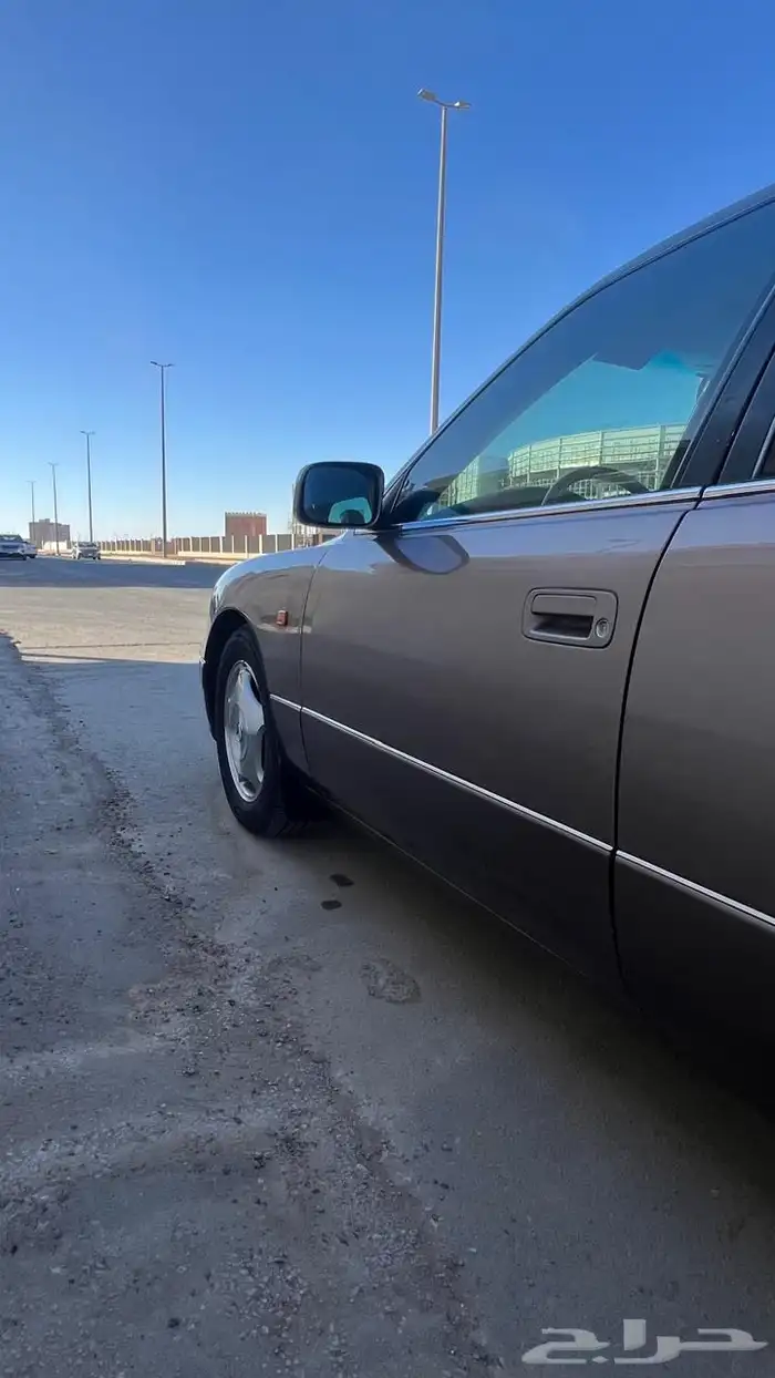 لكزس 2000 ال اس 16