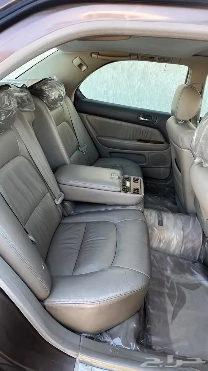 لكزس 2000 ال اس 14