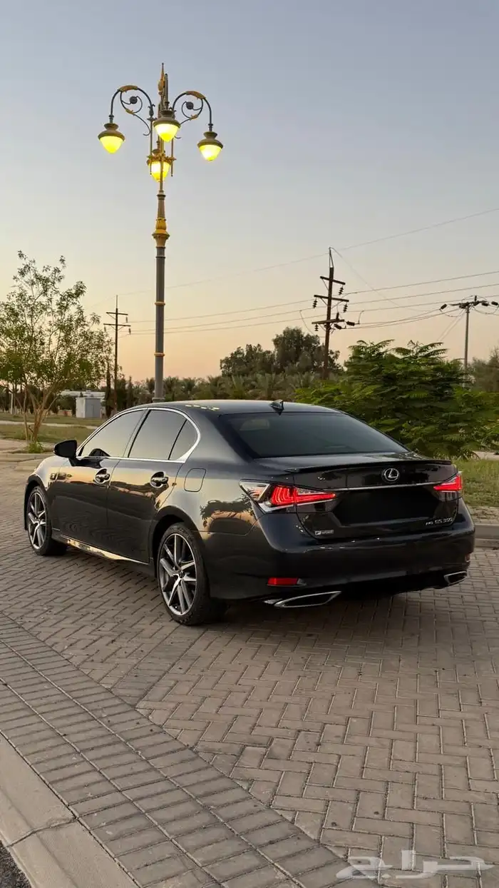 للبيع لكزس Gs 350 F sport 2018 فل كامل 4