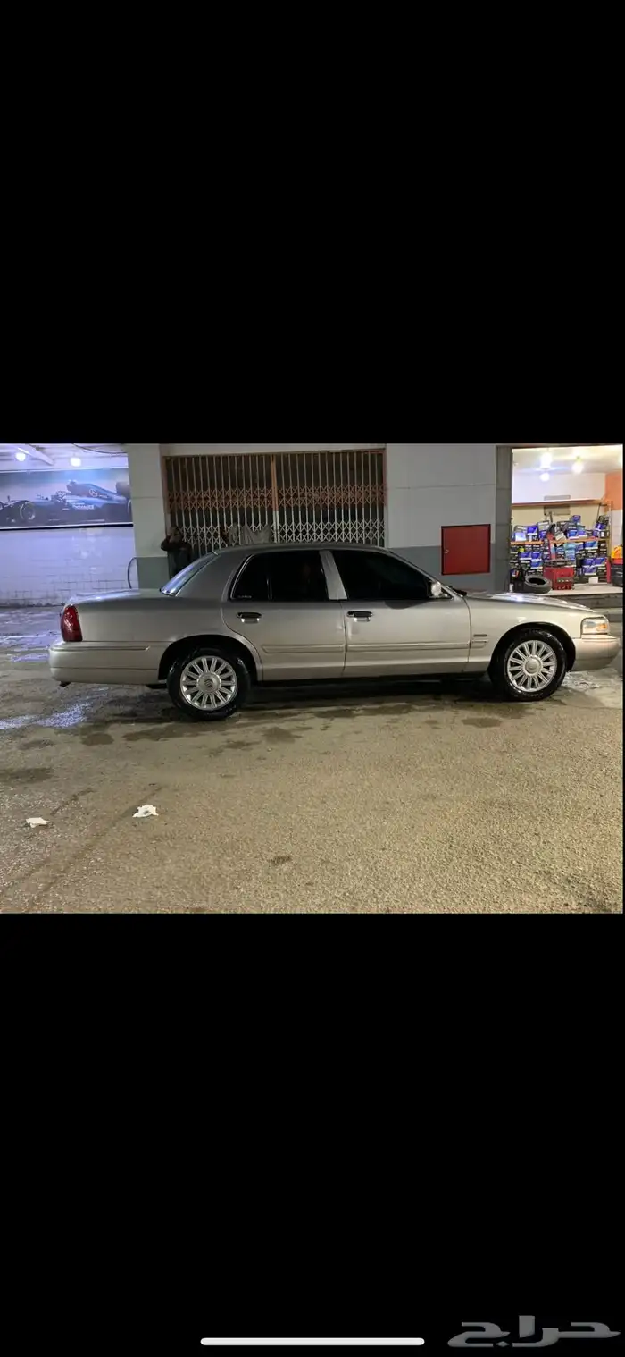 فورد ماركيز 2010 نظيف 1