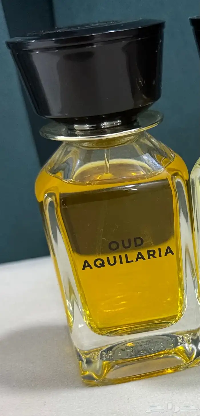 عطر عود اكولاريا من عمان لاكجري 0