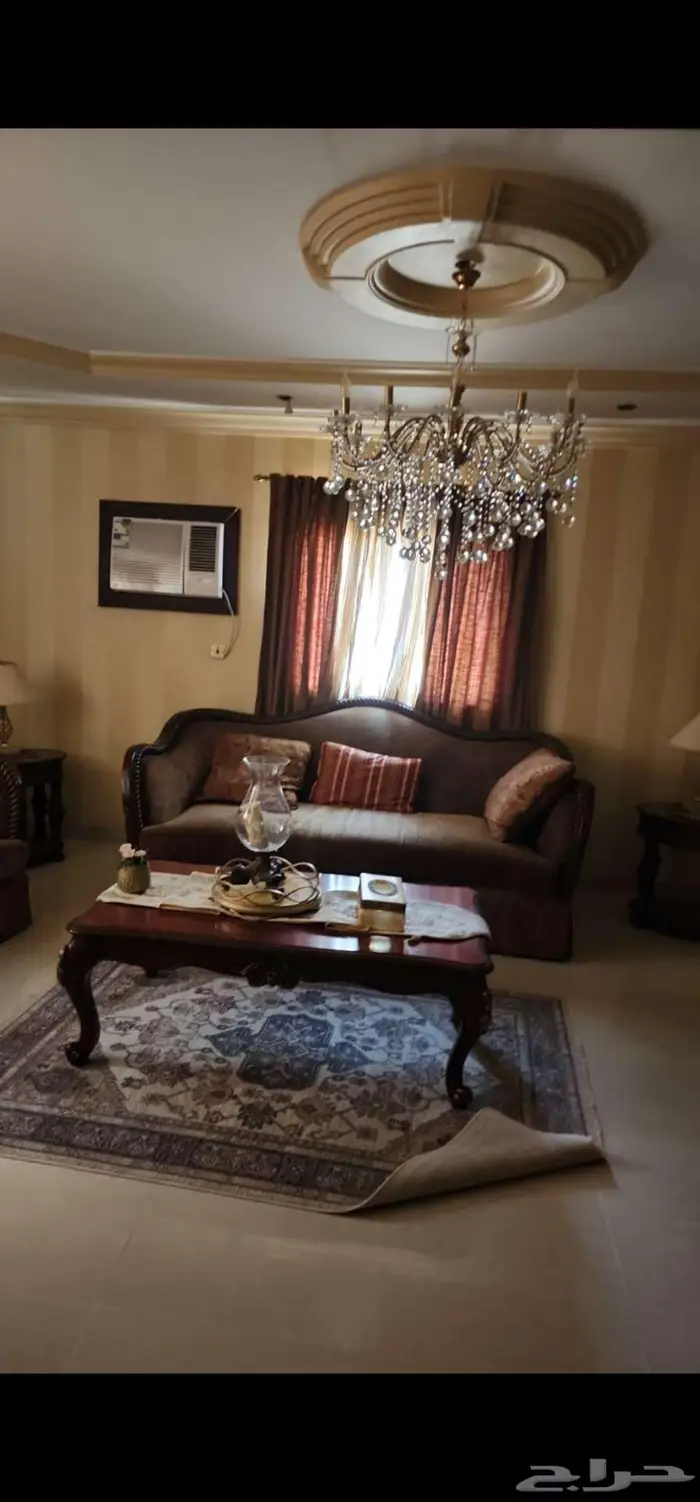 للبيع فيلا روف مساحة 452 وموقع مميز 9