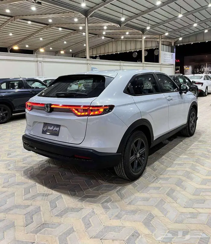 عرض خاص هوندا HRV - LX نص فل موديل 2025 بطاقه جمركيه 4
