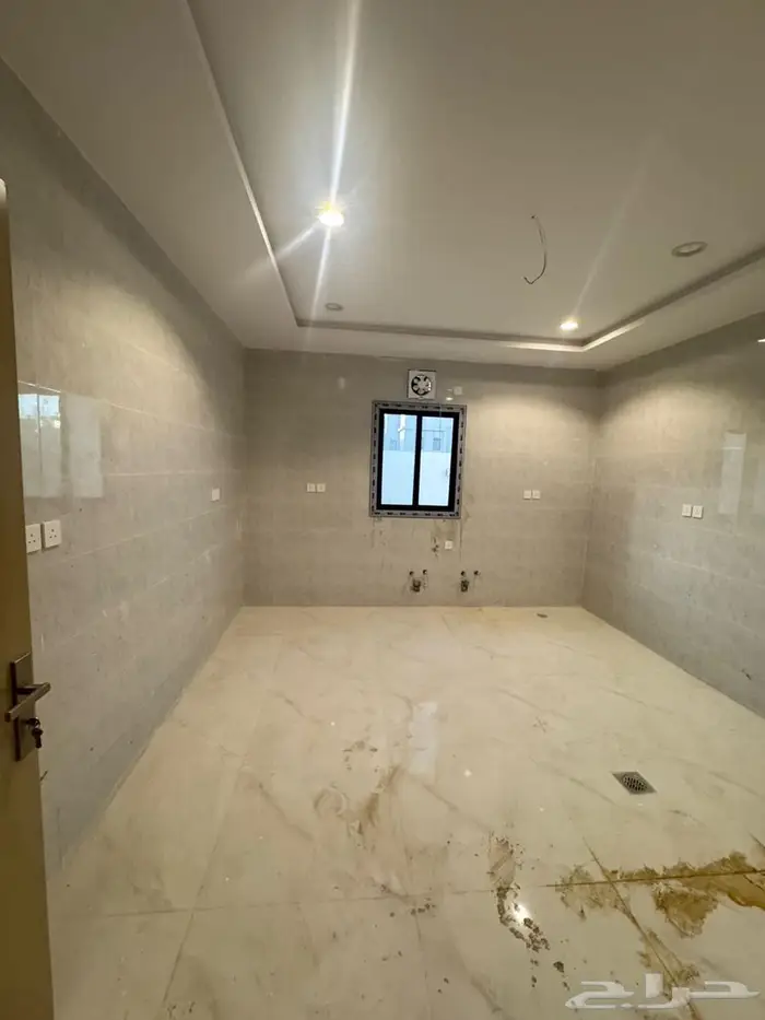 فيلا فاخرة للبيع بحى الرياض بجدة 14