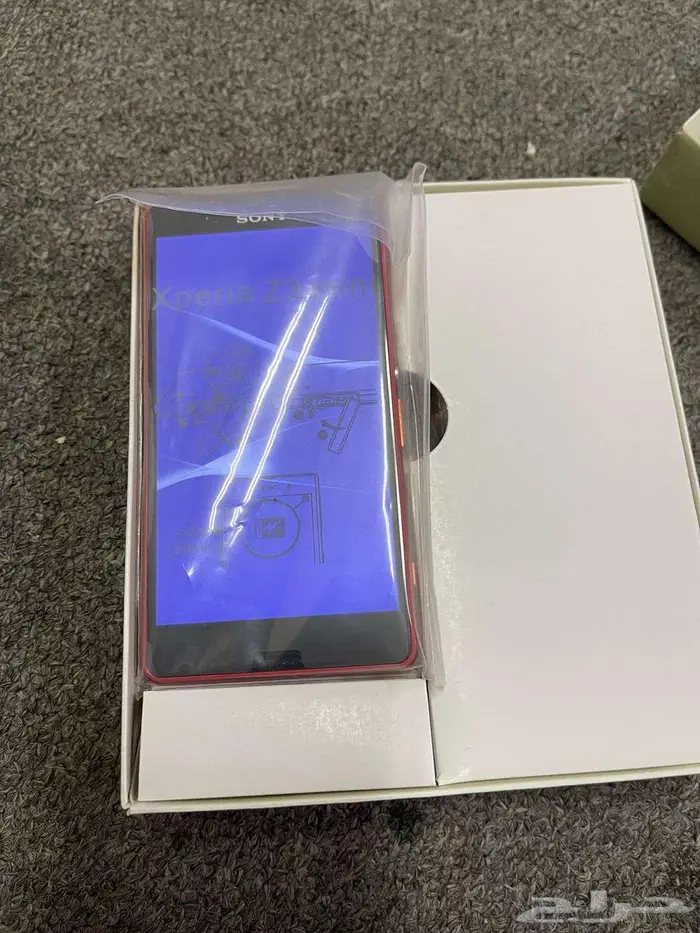 اجهزة فى حالة الجديد سونىz3  z3compact   lg   قلاب 19