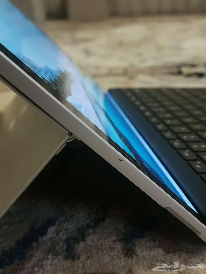 سيرفس برو6 للبيع surface 10