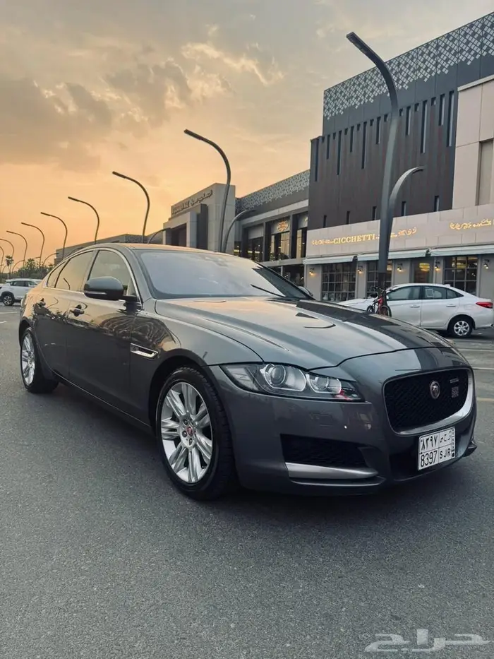 جاكوار XF موديل 2018 فل كامل 0