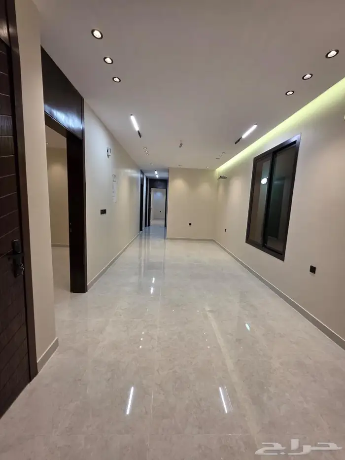 فيلا فاخرة للبيع بجدة حى الرياض 15