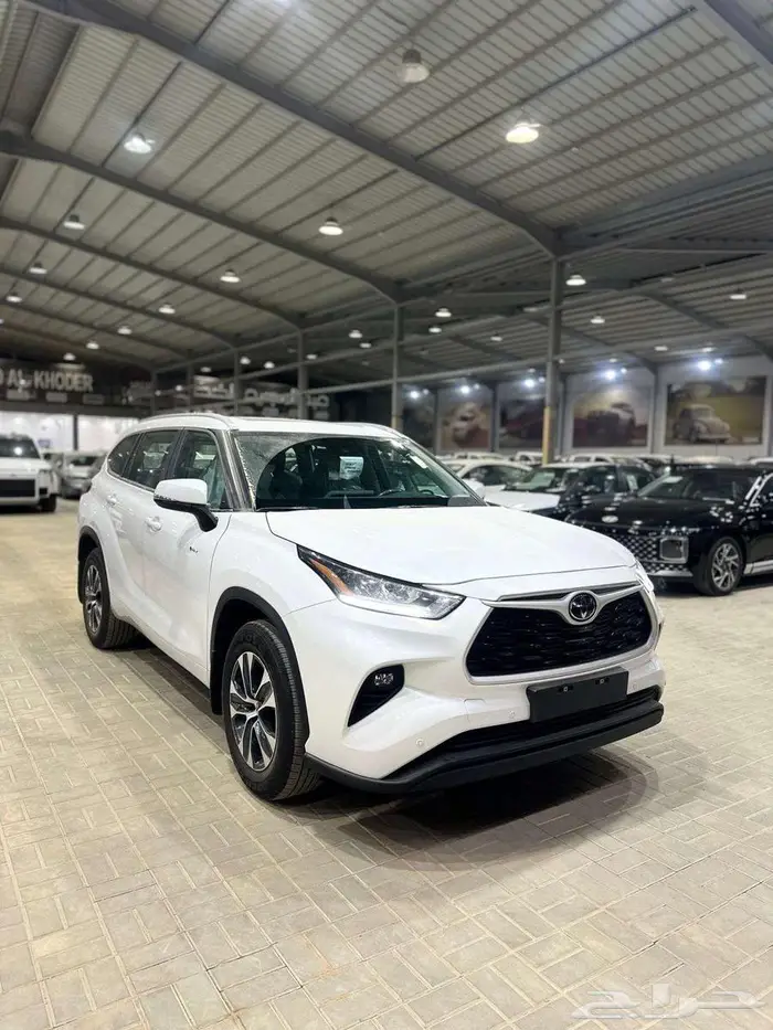 تويوتا هايلاندر GLE نص فل 2025 متوفر لدي الخضر للسيارات 2