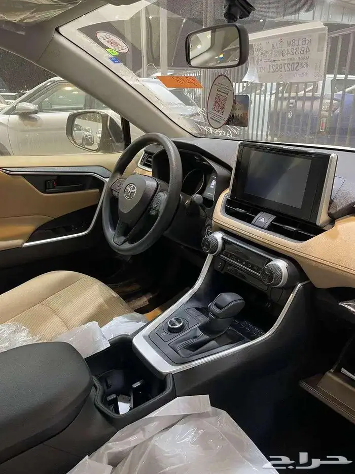 تويوتا راف فور نص فل 2025 اقساط جميع البنوك 4