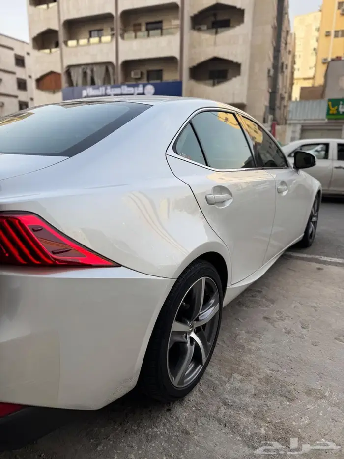 لكزس is350 12
