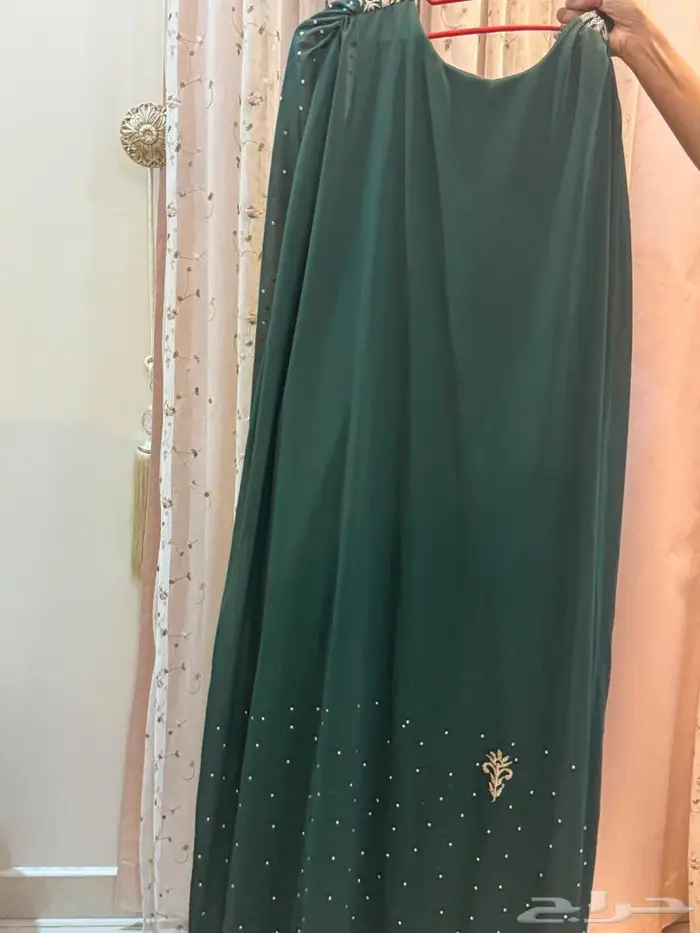 ملابس وسماعة 4