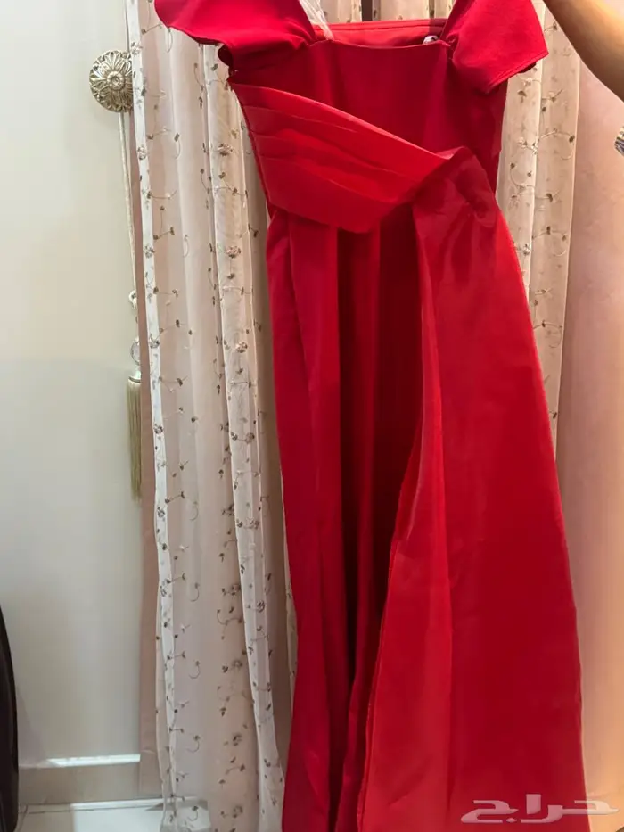 ملابس وسماعة 5