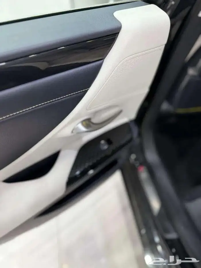 لكزس ES 250 AA اقساط 19