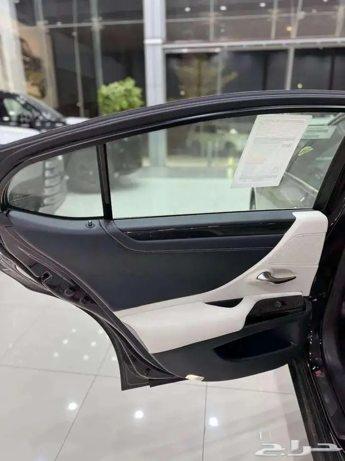 لكزس ES 250 AA اقساط 20