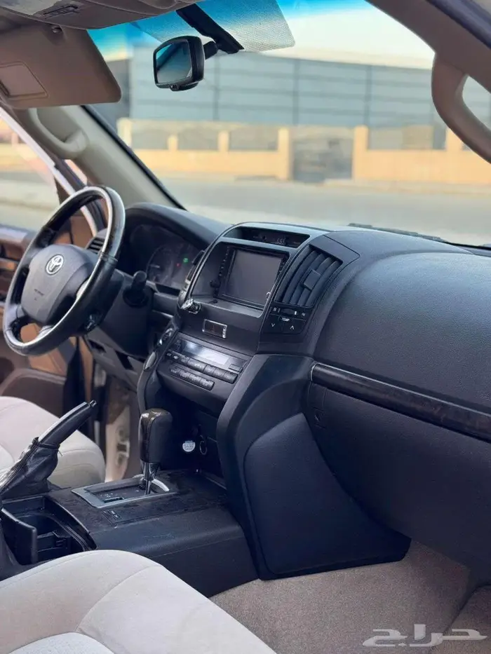 تويوتا جي اكس ار 2009 GXR 8