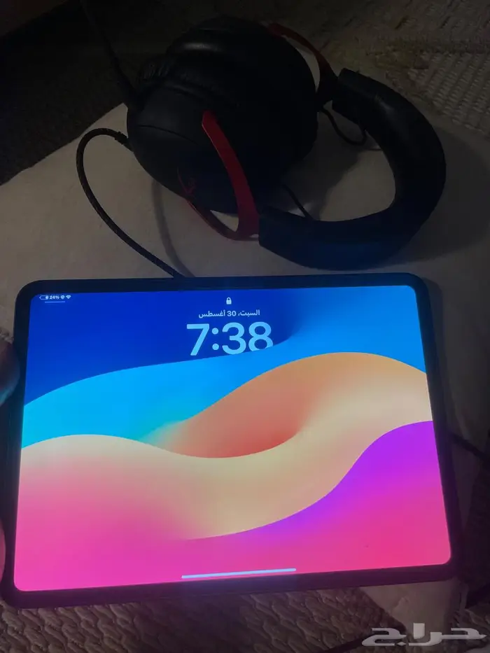 للبيع ايباد وسماعه وحساب ببجي 6