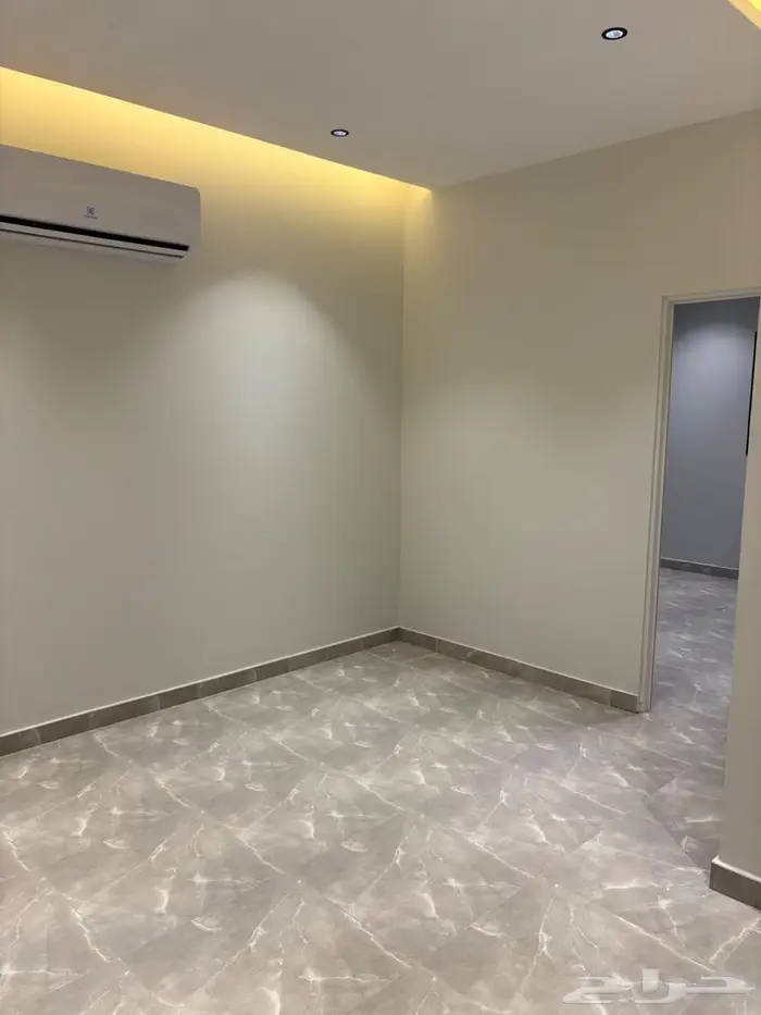 عمارة للايجار بالكامل في حي ظهرة لبن 9
