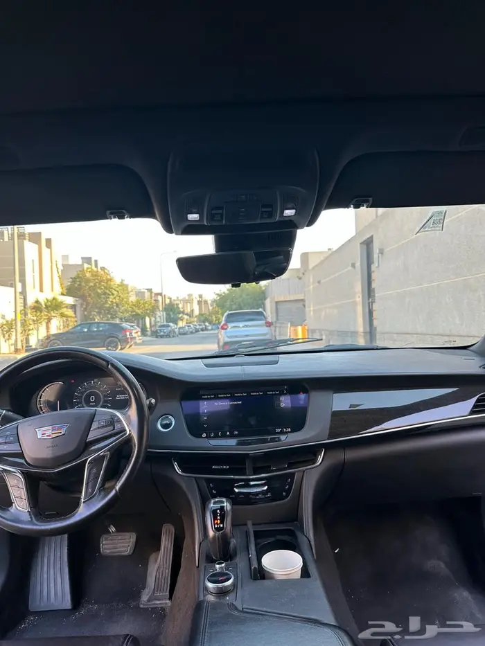 كاديلاك CT6 2