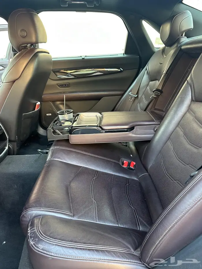 كاديلاك CT6 0