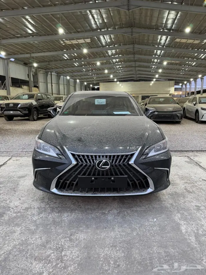 لكزس ES350 خليجي وارد الساير 2025 6