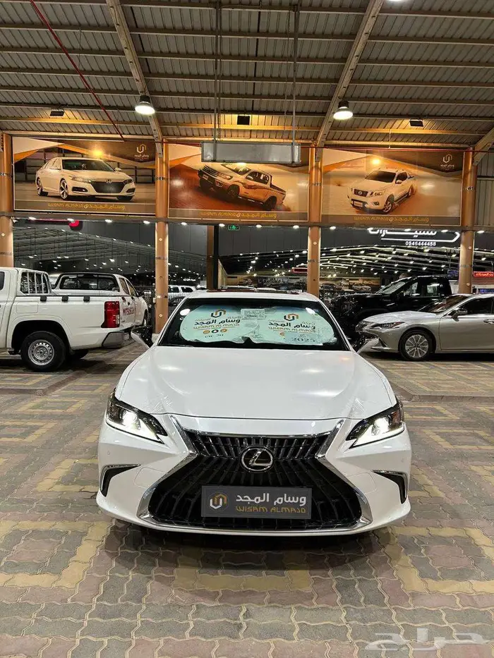 عرض خاص لكزس es 250 AA بنزين موديل 2025 بطاقه جمركيه 2