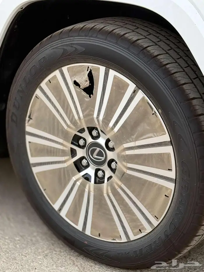 LEXUS LX600 2025 7