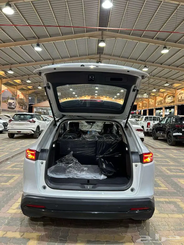 هوندا HRV-LX ماكينه 1.5 موديل 2025 كاش واجار منتهي بتمليك 10