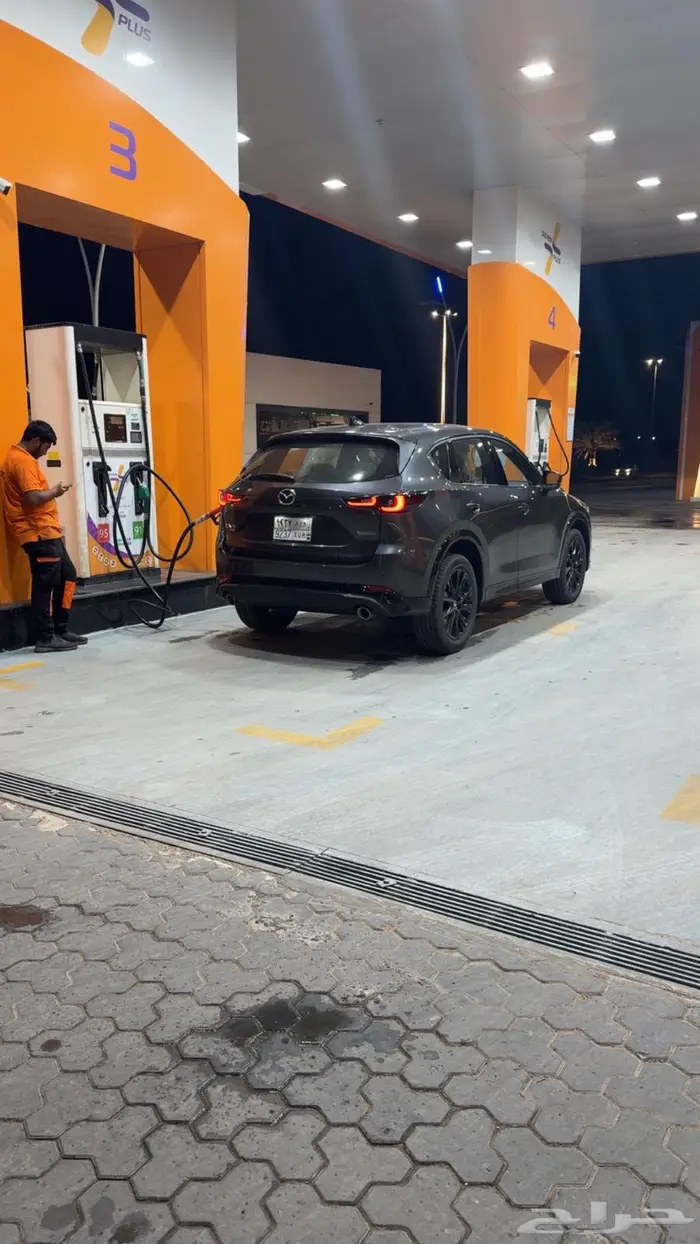 للتنازل مازدا CX5 فل كامل ايقنايت رمادي معدني 2