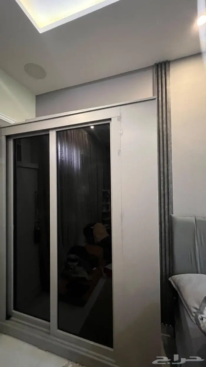 غرفة للبيع جديده لها 5 شهور 1