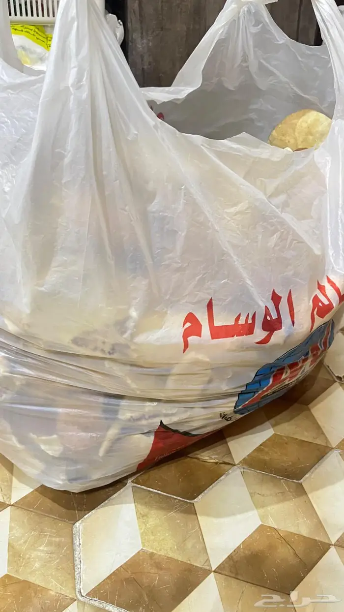 كيس خبز يابس للمواشي كبير الحجم 1