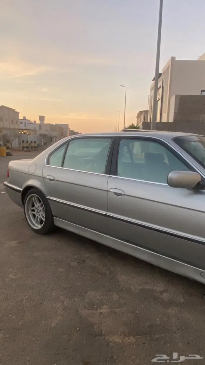 بي أم للبيع 740 2