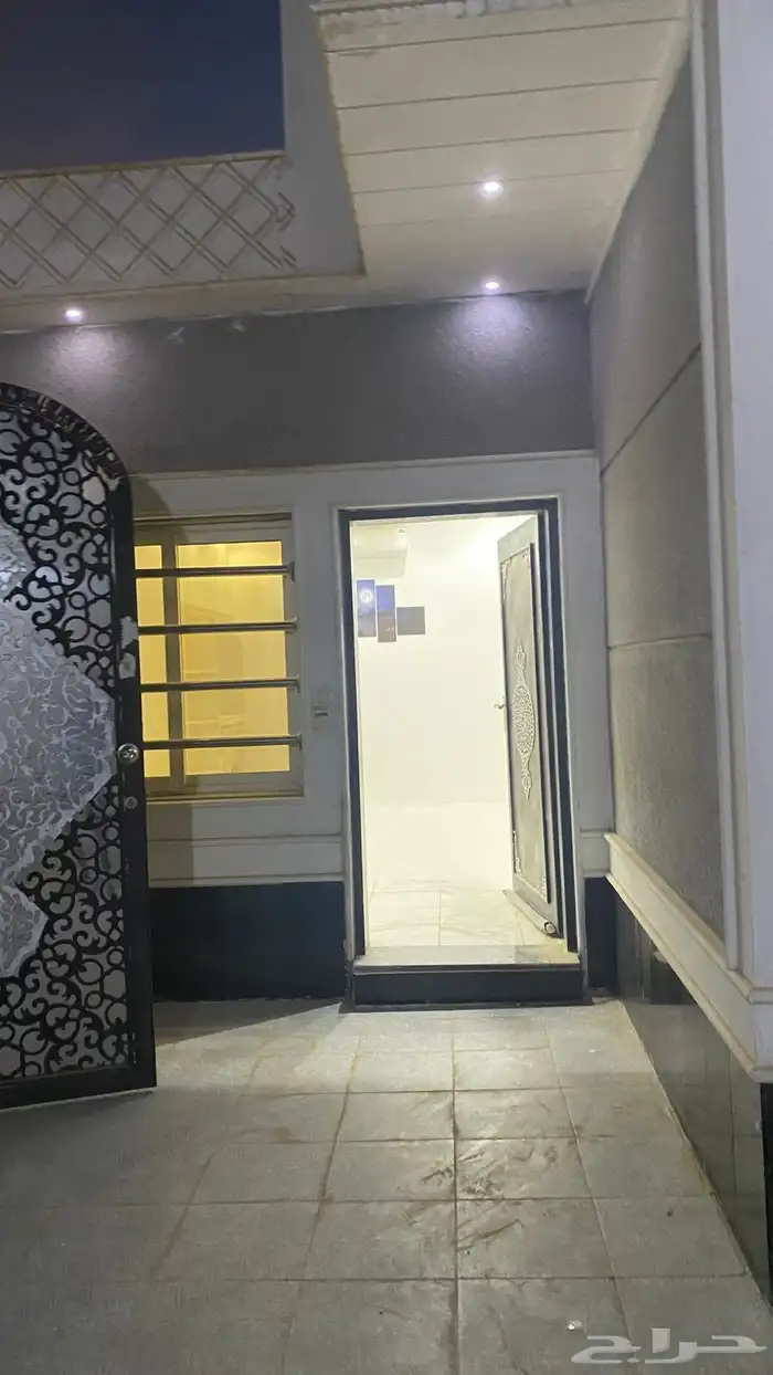 فله للإيجار بحي طويق 7