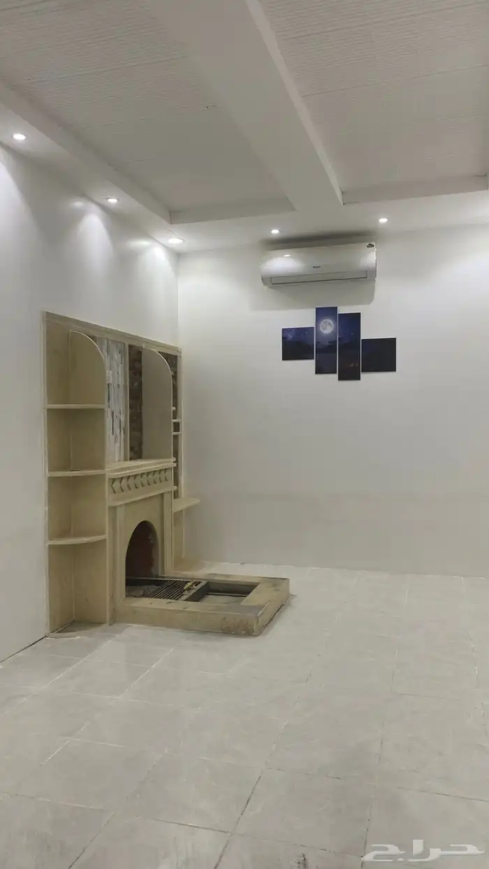 فله للإيجار بحي طويق 14