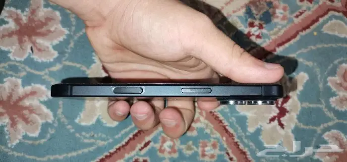 ايفون 16 العادي 2