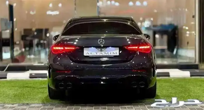 مرسيدس بنز الموديل 2022 - C300 4Matic 3