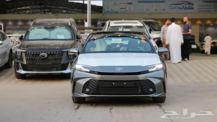 تويوتا كامرى نص فل هايبرد 2025 متوفر جميع الالوان كاش اقساط 1